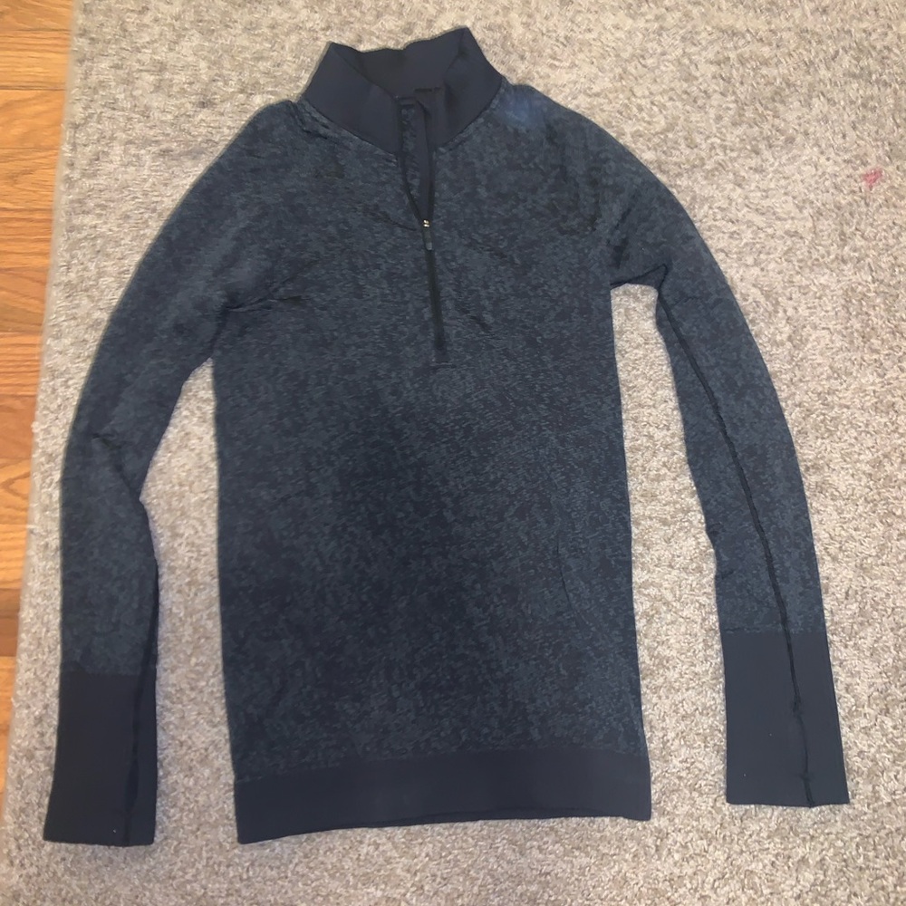 Lululemon quarter zip athletic top